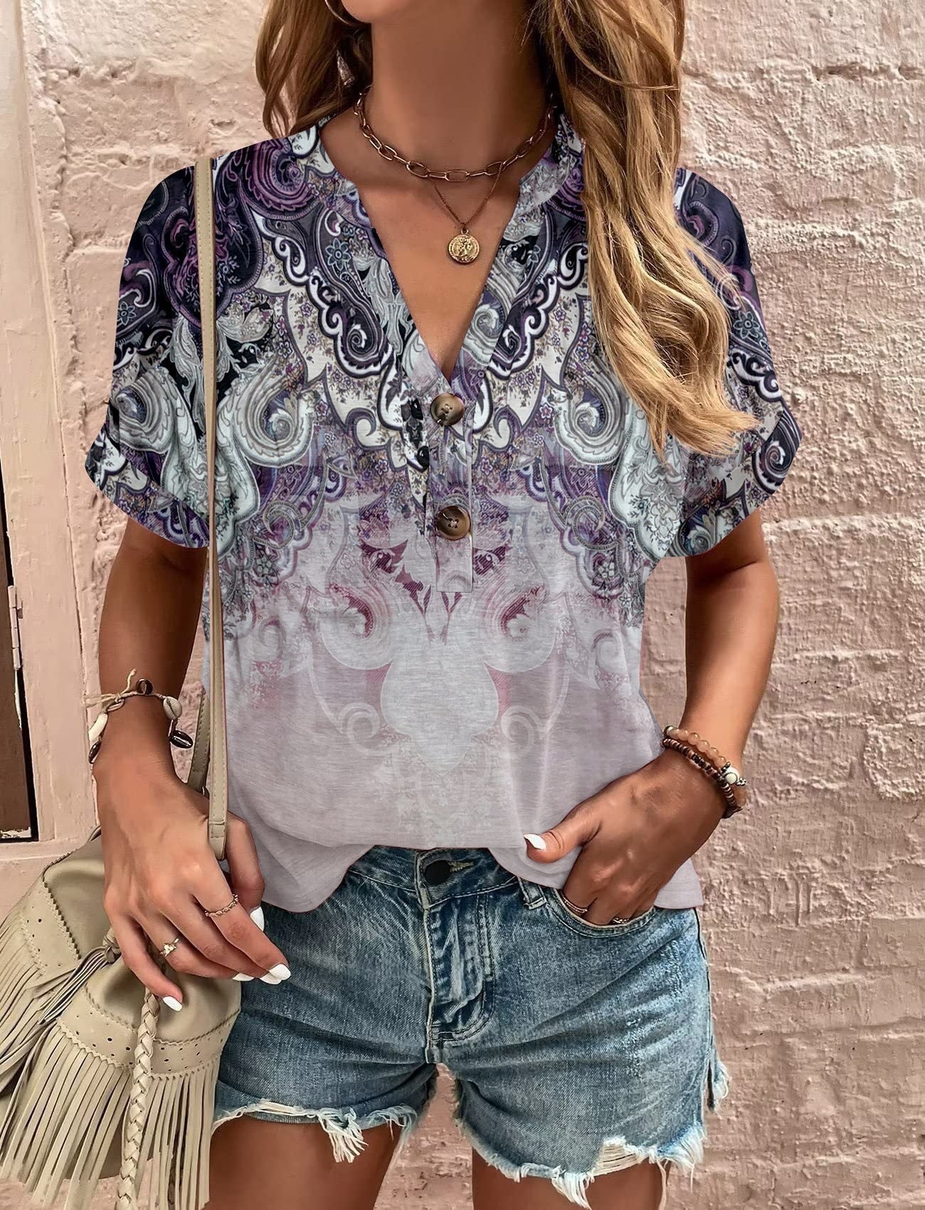 Chemise femme – Coupe décontractée – Manches courtes – Col en V boutonné – Motif floral et cachemire – Tissu léger respirant