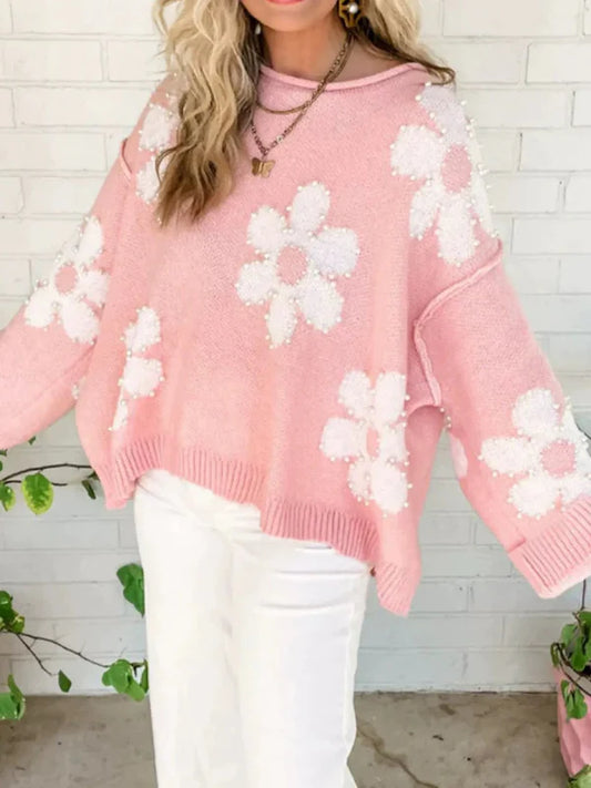 Pull femme – Coupe oversize – Maille douce – Détail fleuri perlé – Col rond