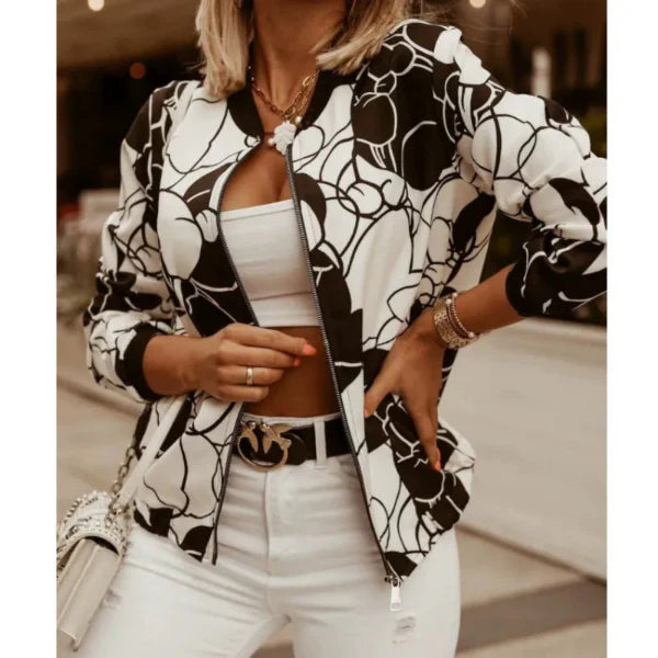 Veste Femme Courte – Coupe Slim – Imprimé Feuilles – Fermeture Zippée – Finitions Côtelées