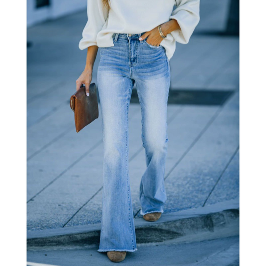 Jean évasé femme – Taille mi-haute – Denim stretch – Coupe slim – Ourlet à franges