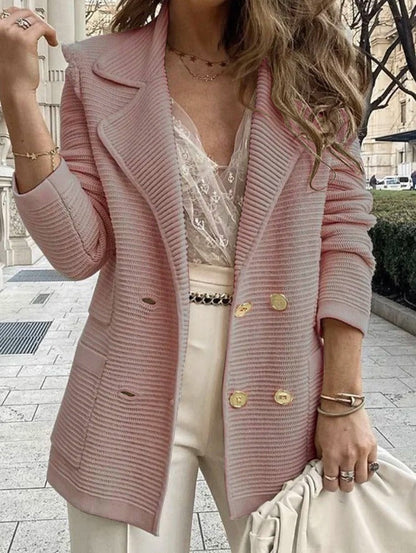 Veste Femme – Coupe Cintrée – Texture Côtelée – Boutonnage Croisé – Col Revers