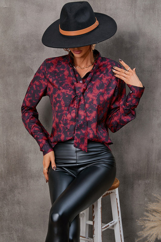 Chemise femme manches longues – Coupe cintrée – Nœud au col – Imprimée – Poignets boutonnés