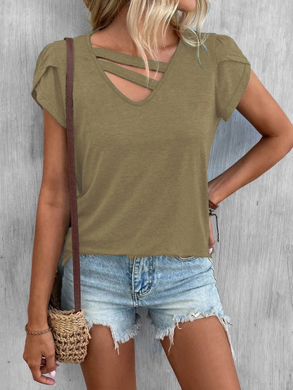 T-shirt femme col V – Maille douce – Coupe décontractée – Manches courtes – Détail croisé