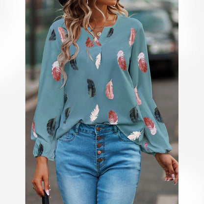 T-shirt manches longues femme – Coupe ample – Col V – Imprimé plumes léger