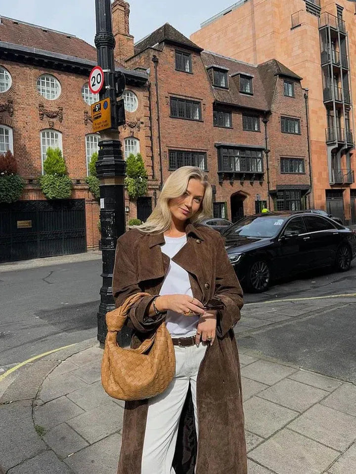 Manteau Trench Femme – Coupe Cintrée – Tissu Suédé – Longueur Cheville – Ceinture Ajustable