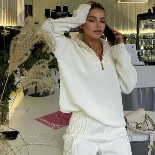 Ensemble Loungewear Femme – Maille Fine – Coupe Oversize – Haut Zippé – Finitions Côtelées