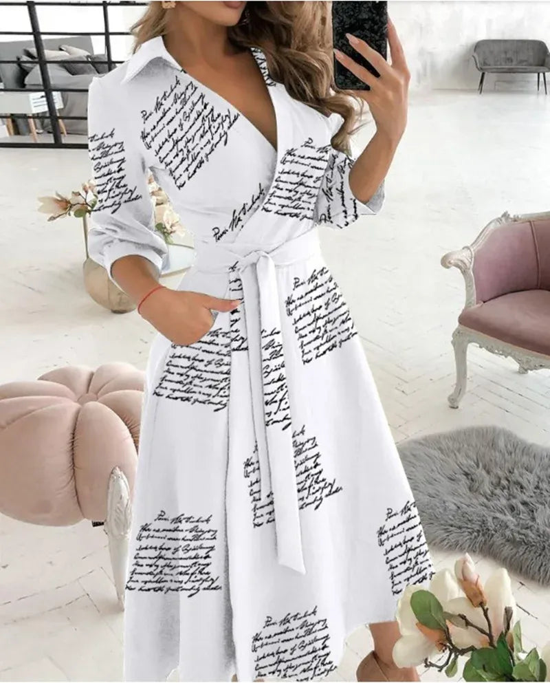 Robe portefeuille femme – Coupe ajustée – Tissu luxueux – Manches 3/4 – Col tailleur