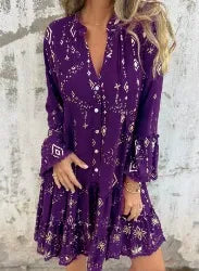 Robe femme – Coupe évasée – Manches en dentelle – Ourlet à volants – Détails métalliques