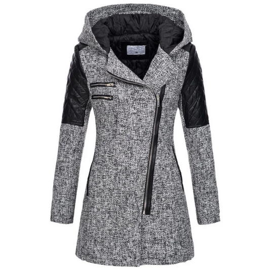 Veste femme – Coupe cintrée – Manches matelassées – Zip asymétrique – Capuche