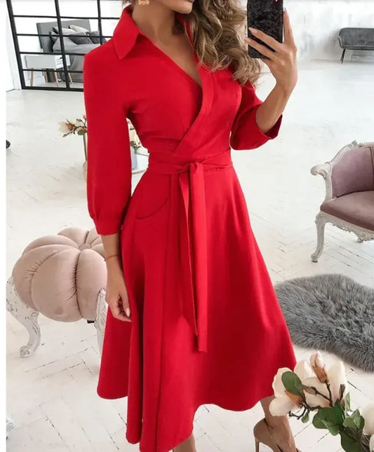 Robe portefeuille femme – Coupe ajustée – Tissu luxueux – Manches 3/4 – Col tailleur
