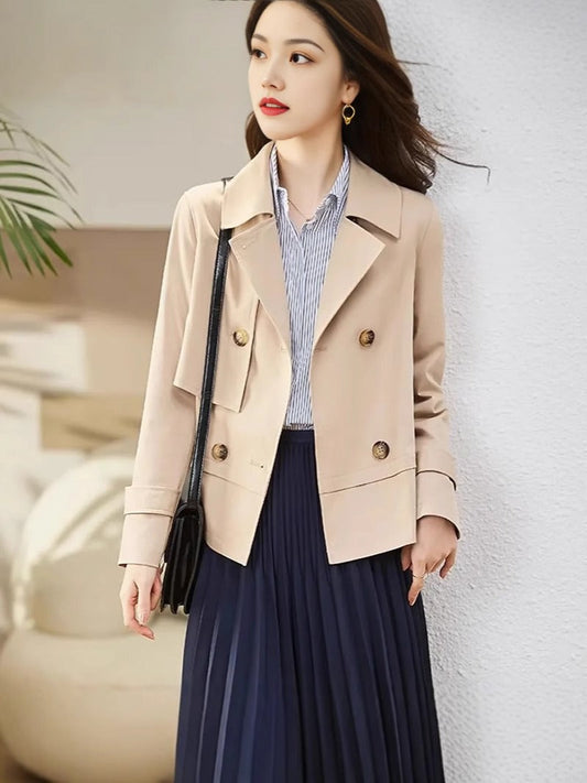 Manteau trench femme – Coupe ajustée – Double boutonnage – Tissu léger structuré