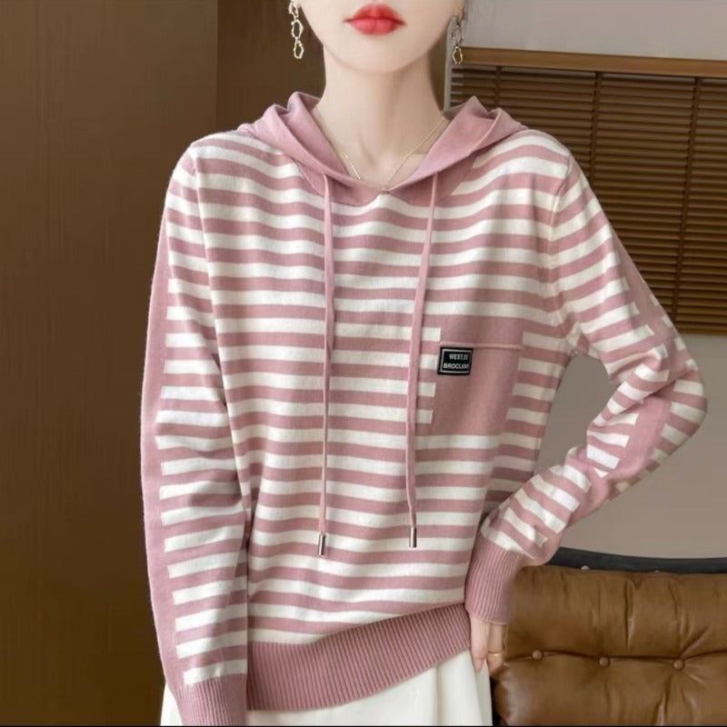 Pull femme à capuche – Coupe décontractée – Coton doux – Rayures – Poche poitrine