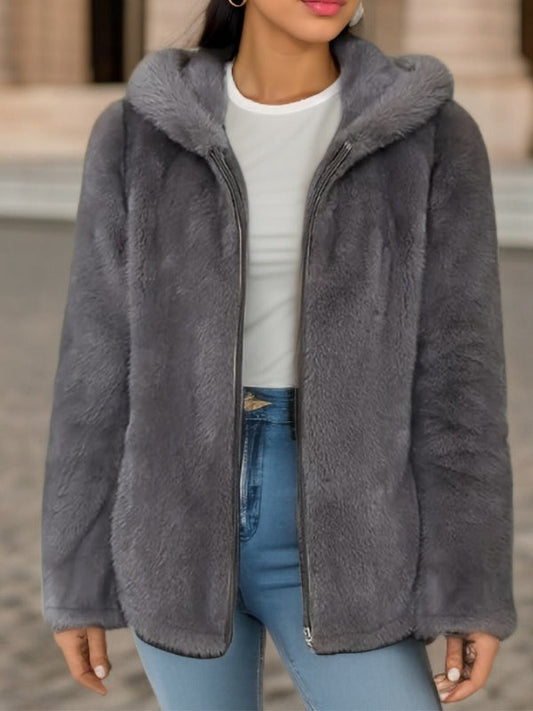 Veste zippée femme – Fausse fourrure – Doublée sherpa – Coupe ample – Capuche