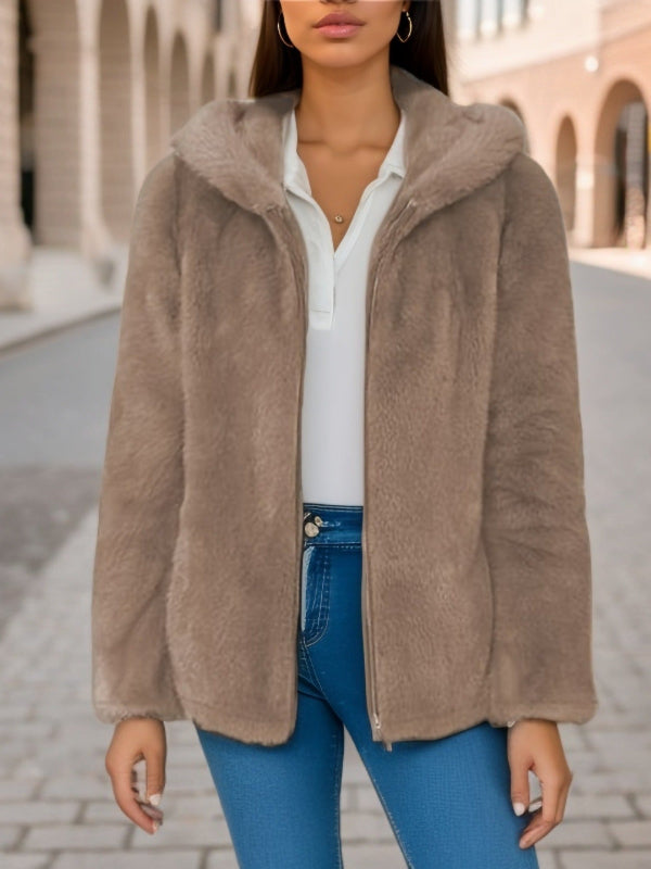 Veste zippée femme – Fausse fourrure – Doublée sherpa – Coupe ample – Capuche