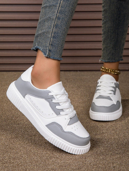 Femme Baskets - Cuir Synthétique - Coupe Basse - Semelle Plateforme Crantée