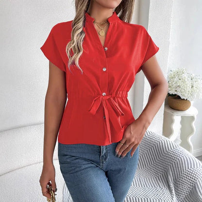 Blouse femme – Coupe cintrée – Liens à la taille – Manches courtes – Boutonnage devant
