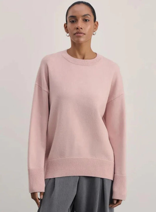 Pull femme – Maille douce – Coupe ample – Col montant – Manches longues