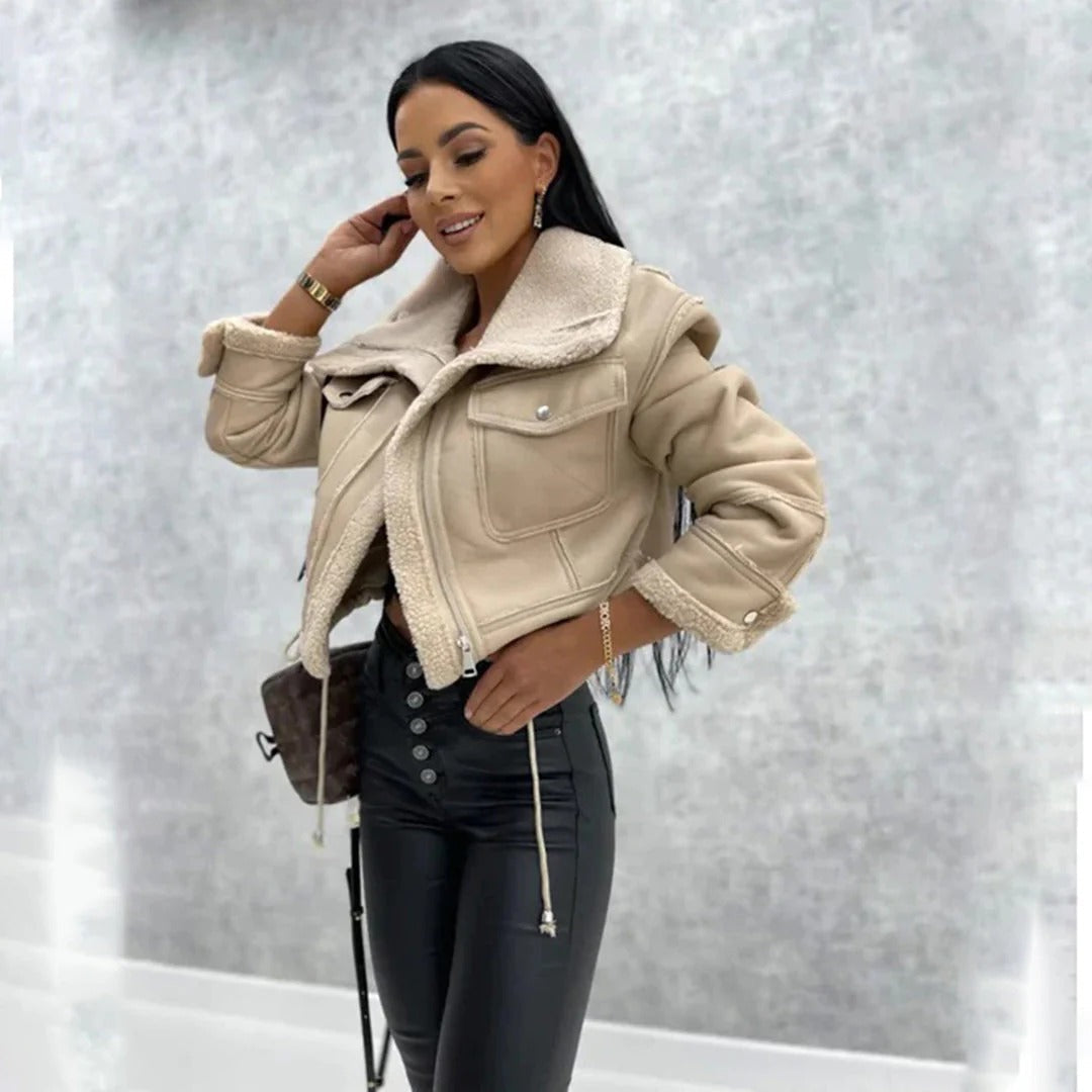 Veste femme courte – Similicuir – Col doublé shearling – Coupe oversize – Look structuré