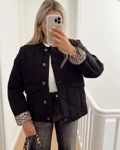 Veste matelassée femme – Coupe décontractée – Boutons – Poignets imprimé léopard