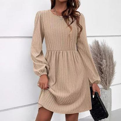 Robe femme en maille – Coupe évasée – Manches longues bouffantes – Col rond jacquard