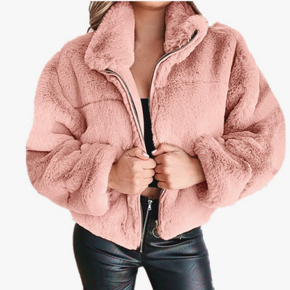 Manteau femme court en fausse fourrure – Coupe oversize – Col montant zippé