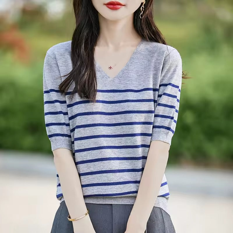 Pull femme – Coton tricoté – Coupe décontractée – Manches courtes – Col en V rayé