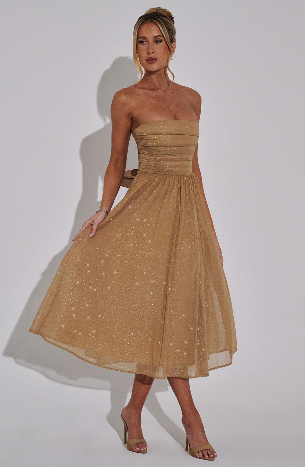 Robe de Soirée Femme - Sans Bretelles - Coupe Cintrée - Jupe Mi-Longue Brillante