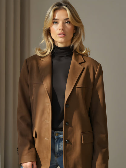 Veste femme – Coupe cintrée – Tissu doux aspect luxe – Col à revers – Longueur hanches
