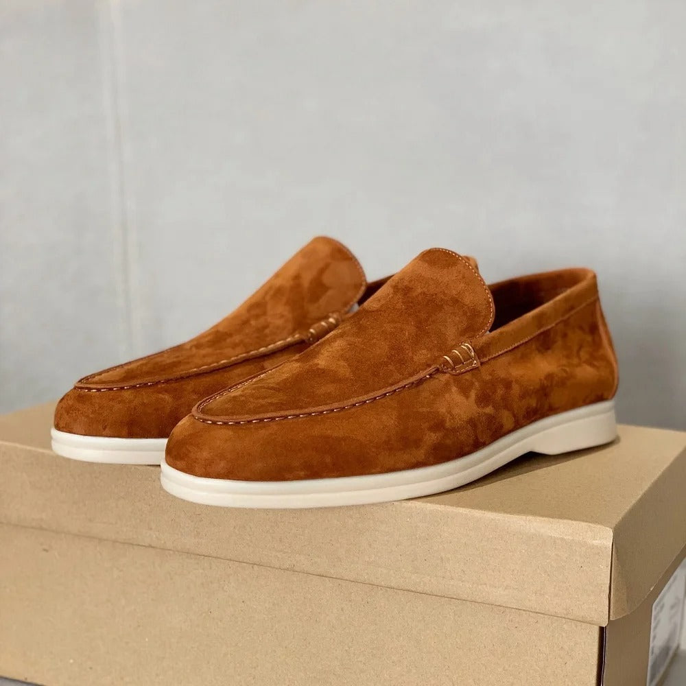 Mocassins homme – Linéa épurée – Style moc toe – Effet suédé – Talon bas – Enfilage facile
