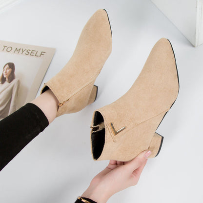 Bottines femme – Cuir lisse – Bout pointu – Talon bloc – Fermeture zippée