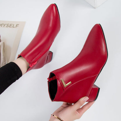 Bottines femme – Cuir lisse – Bout pointu – Talon bloc – Fermeture zippée